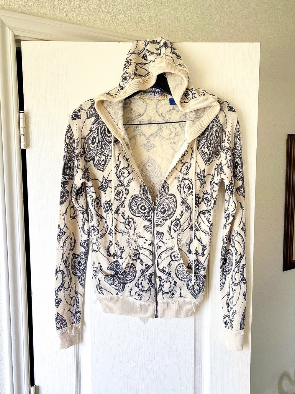 L.A.M.B. Vintage 2005 Cashmere Distressed Hoodie Ivory Small EUC